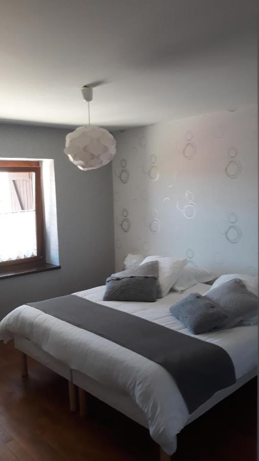 Gîte de La Saugiat Le Fied Esterno foto